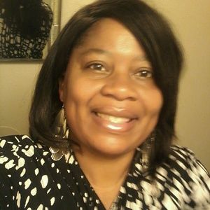 Meet your Posher, Regina